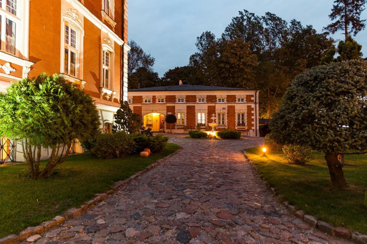 Villa Red By Columbus Ustka Exterior foto